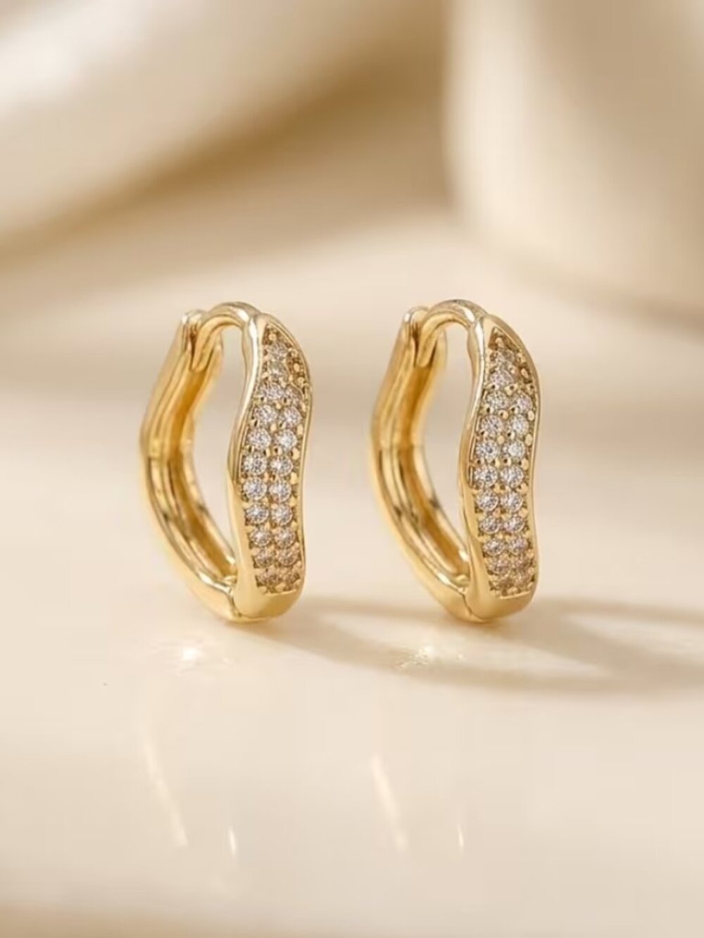 18K Gold Womens Small 2ct Diamond Hoop Earrings Ladies New 18 K Silver Jewelry